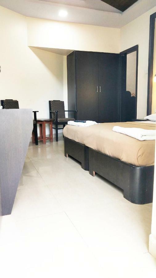 Amigo Plaza Hotell Colva Eksteriør bilde