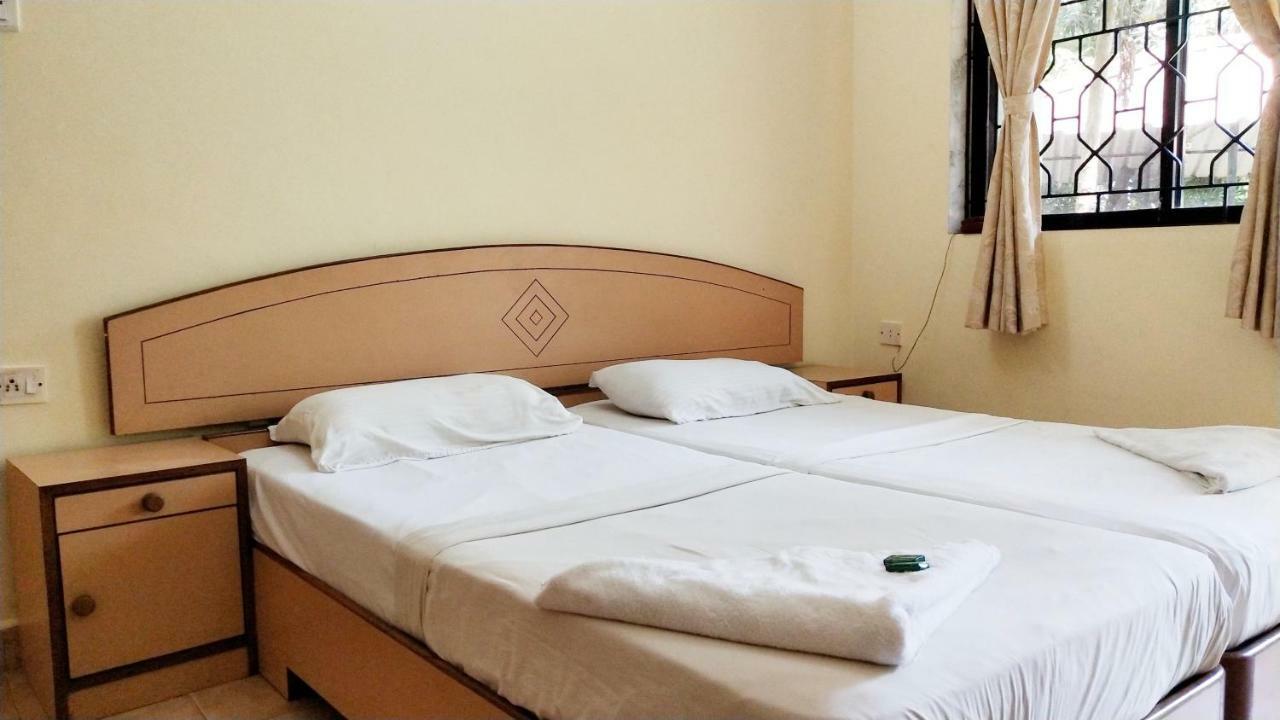 Amigo Plaza Hotell Colva Eksteriør bilde