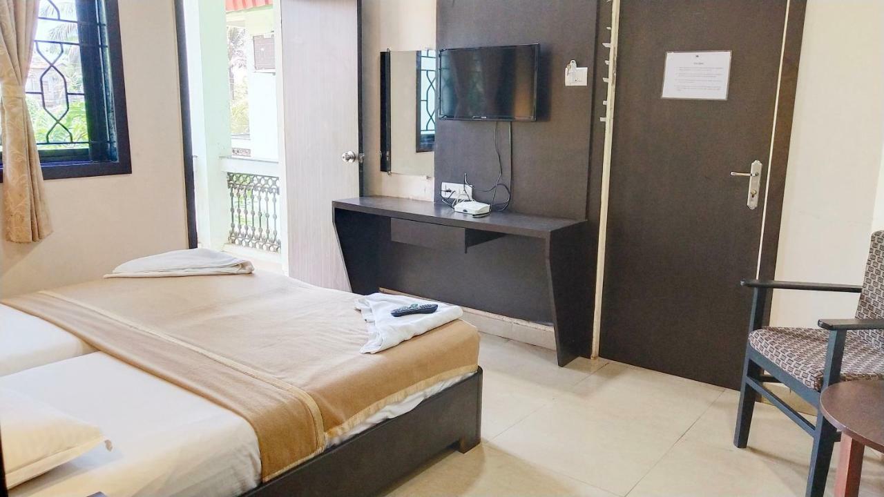 Amigo Plaza Hotell Colva Eksteriør bilde